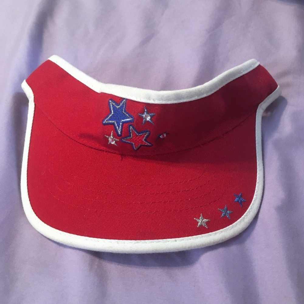 Kids red white and blue USA visor hat